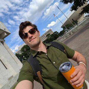 Meet your Posher, Frank